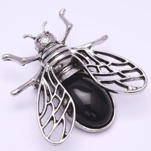 Black Obsidian Stone Bee Brooch Pendant Necklace Healing Gemstone Pendant - Picture 1 of 3